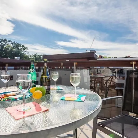 Appartamento Rent Like - Wiwulskiego 26 Breslavia